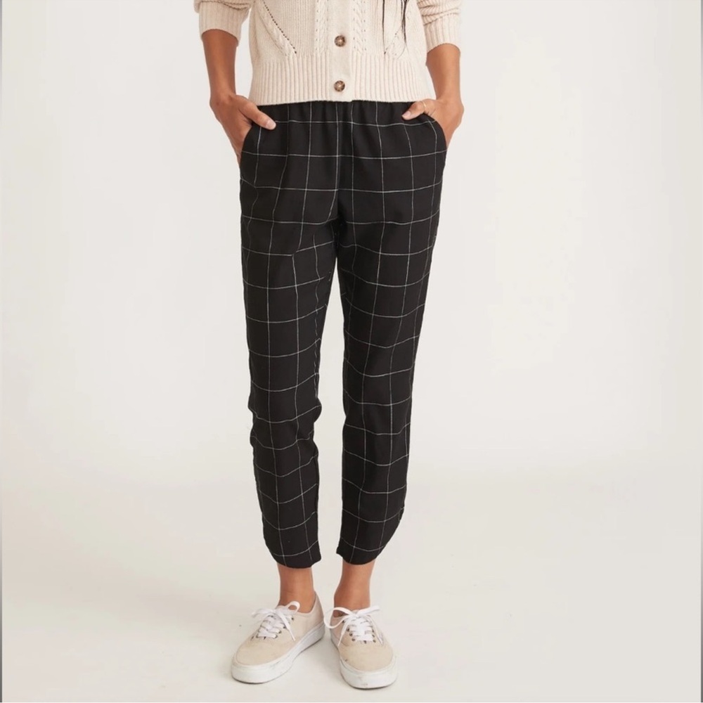 L Marine Layer elastic waist slacks